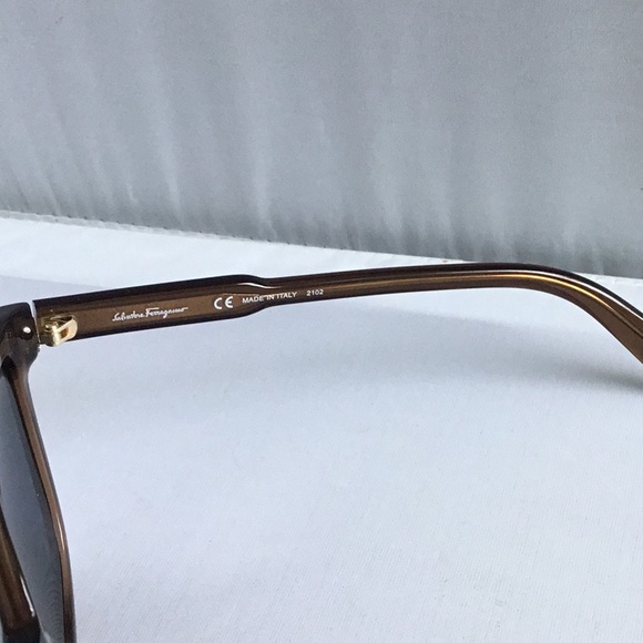 SALVATORE FERRAGAMO SUNGLASSES - Picture 4 of 13